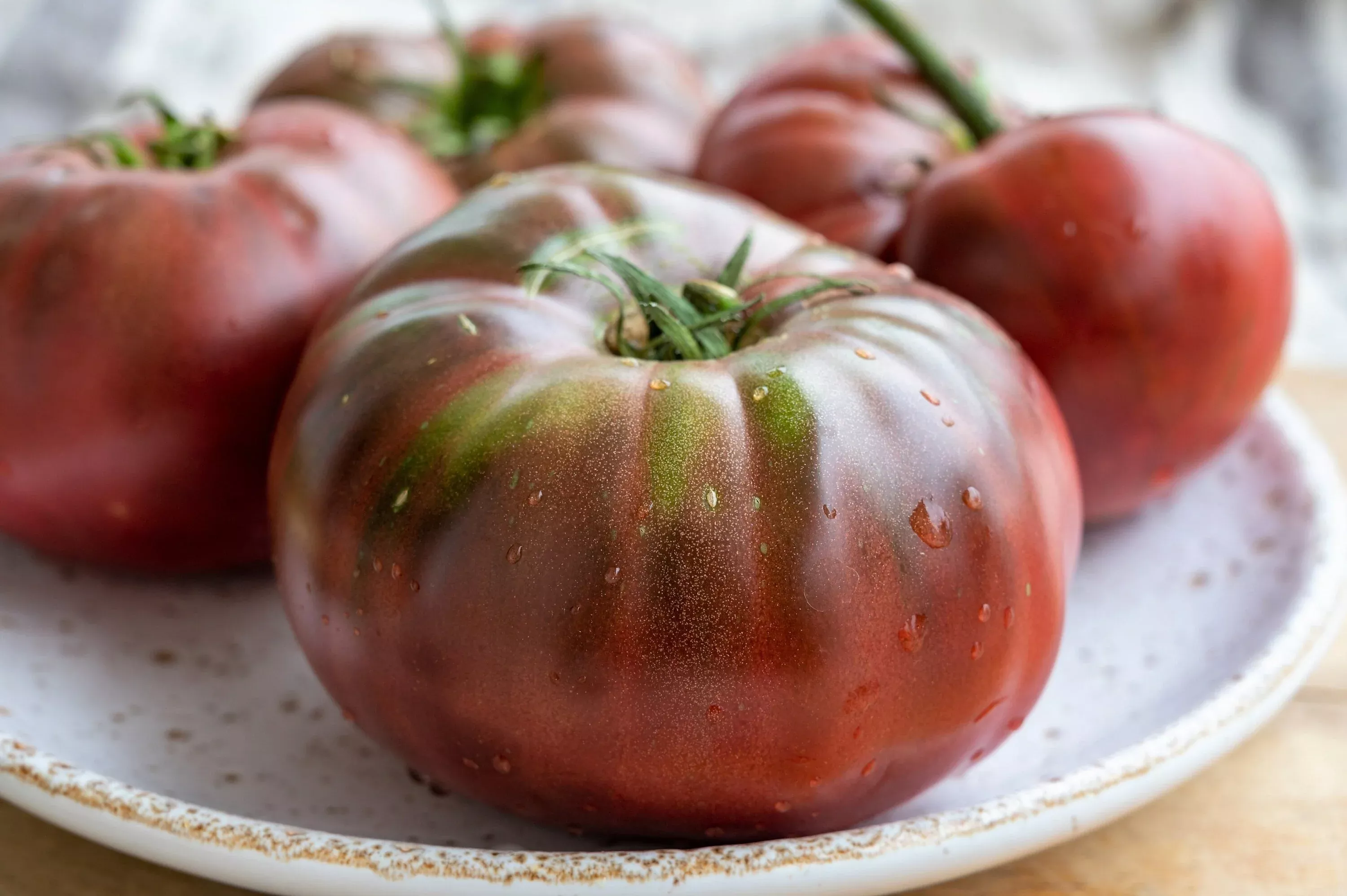 80-black-krim-tomato-solanum-lycopersicum-indeterminate-heirloom-beefsteak-fruit 80 BLACK KRIM TOMATO Solanum Lycopersicum Indeterminate Heirloom Beefsteak Fruit Vegetable Seeds
