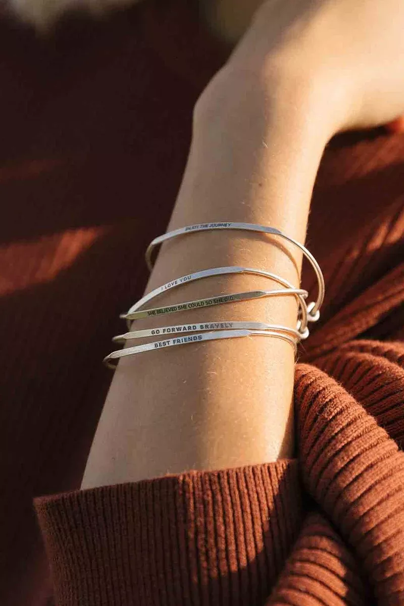 livy-posy-bracelet-best-friends-antique-gold &Livy Posy Bracelet Best Friends Antique Gold