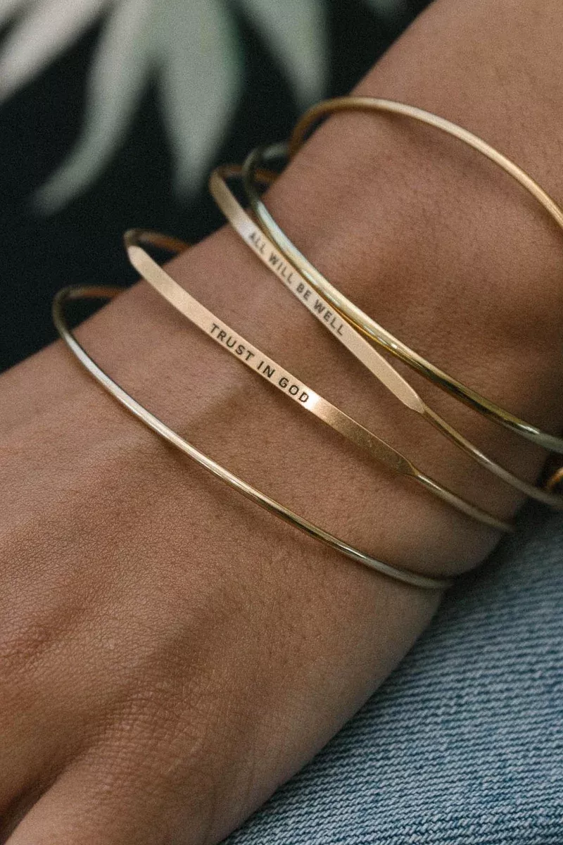 livy-posy-bracelet-trust-in-god-antique-gold &Livy Posy Bracelet Trust in God Antique Gold
